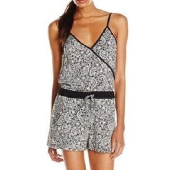 French Connection Bali Floral Print Romper - Picture 1 of 8